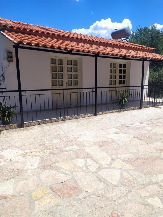 Retzos Rooms Himara Kültér fotó