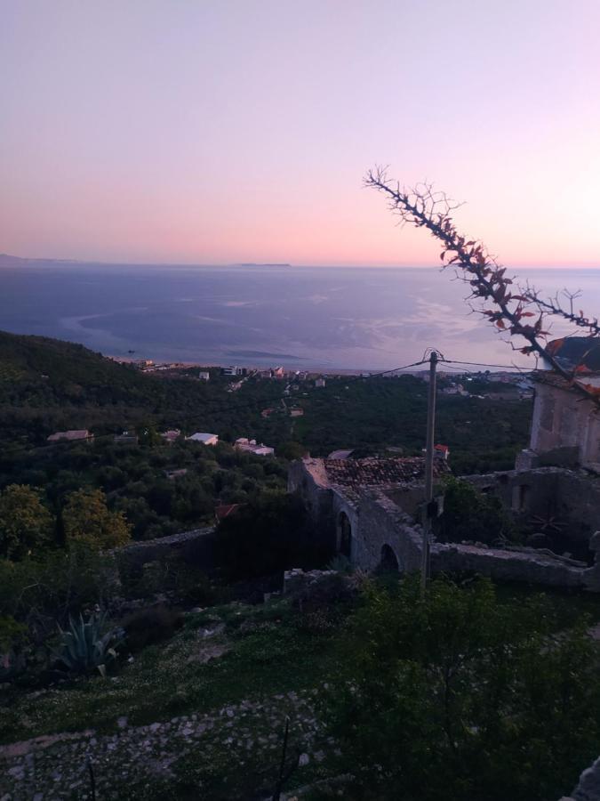 Retzos Rooms Himara Kültér fotó