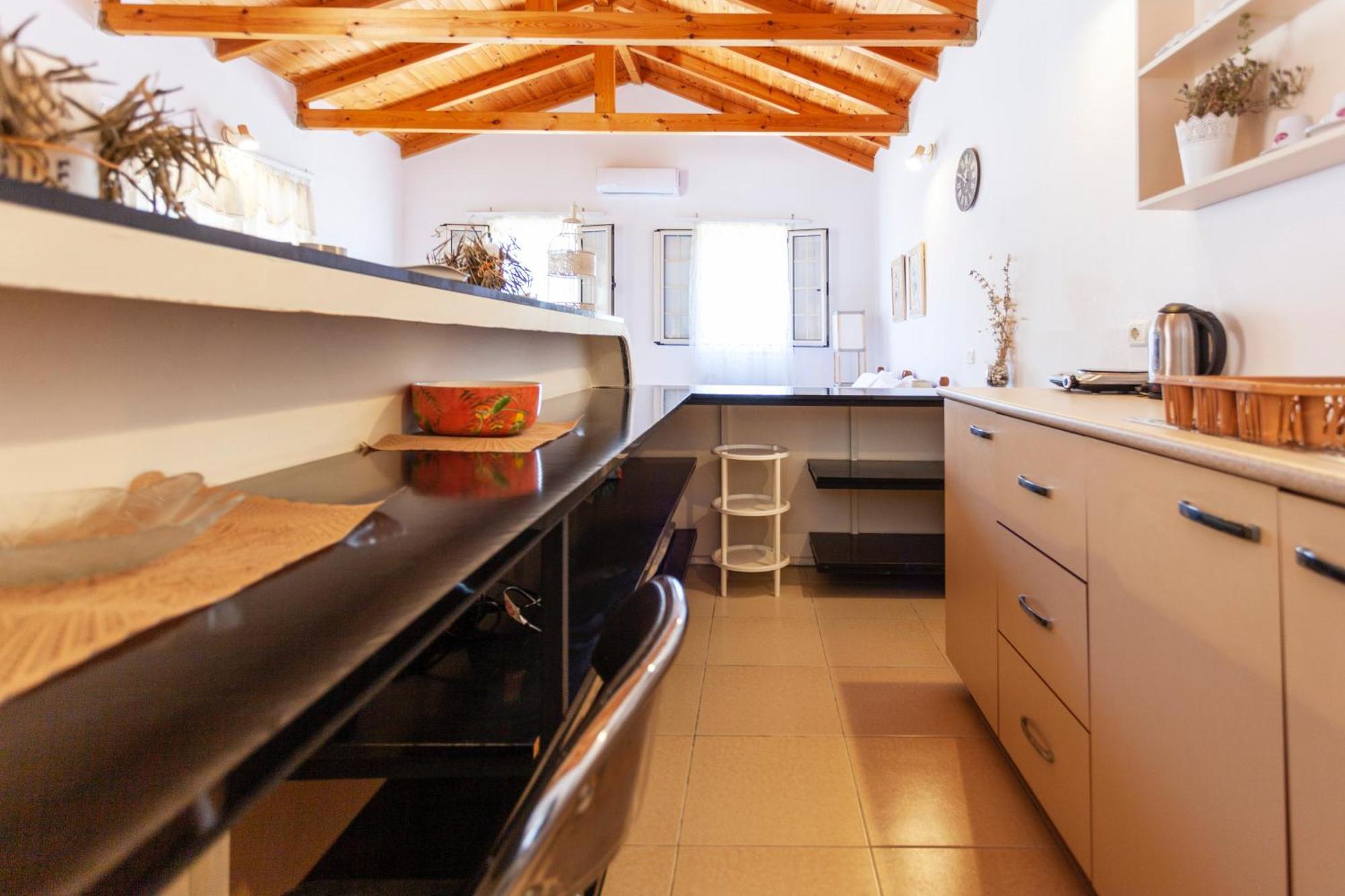 Retzos Rooms Himara Kültér fotó