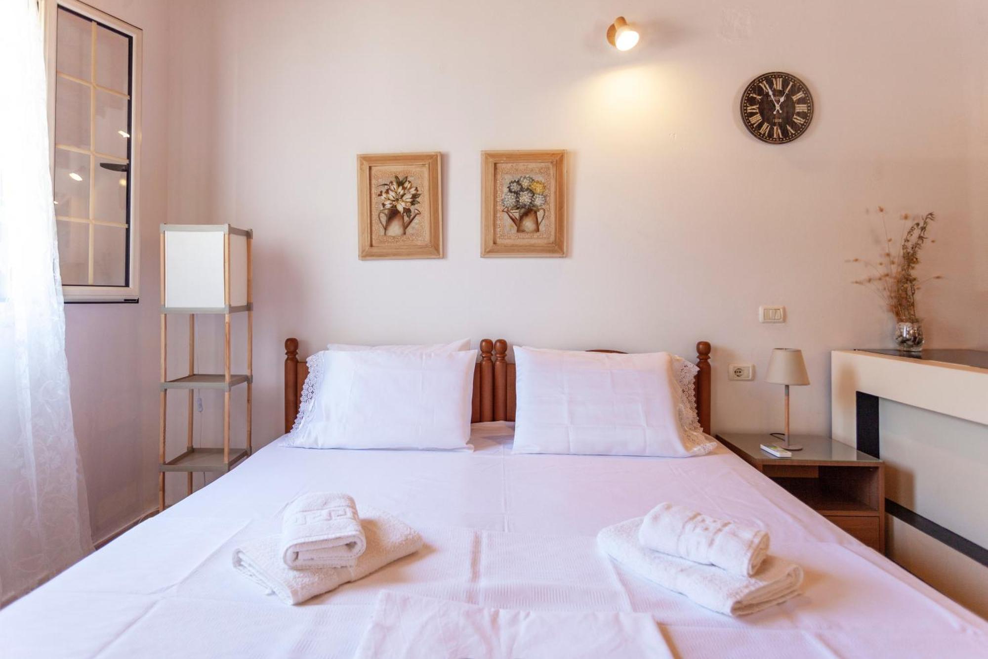 Retzos Rooms Himara Kültér fotó
